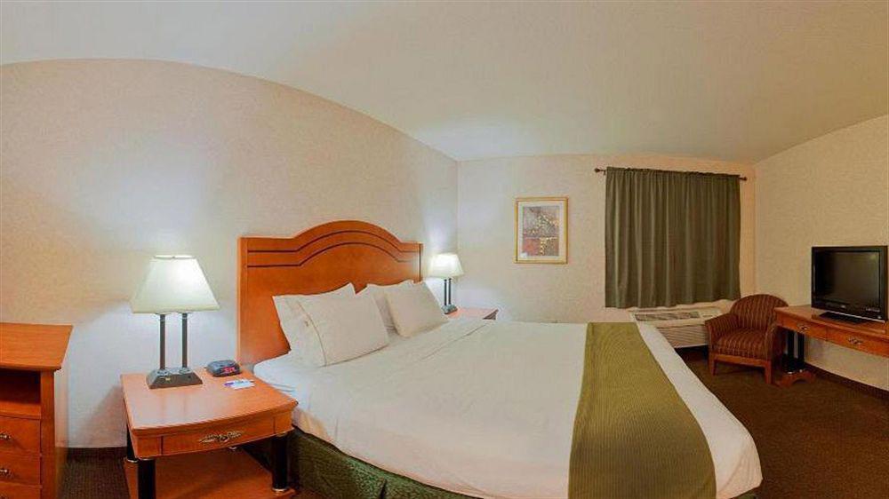 Holiday Inn Express Westley By Ihg Екстер'єр фото