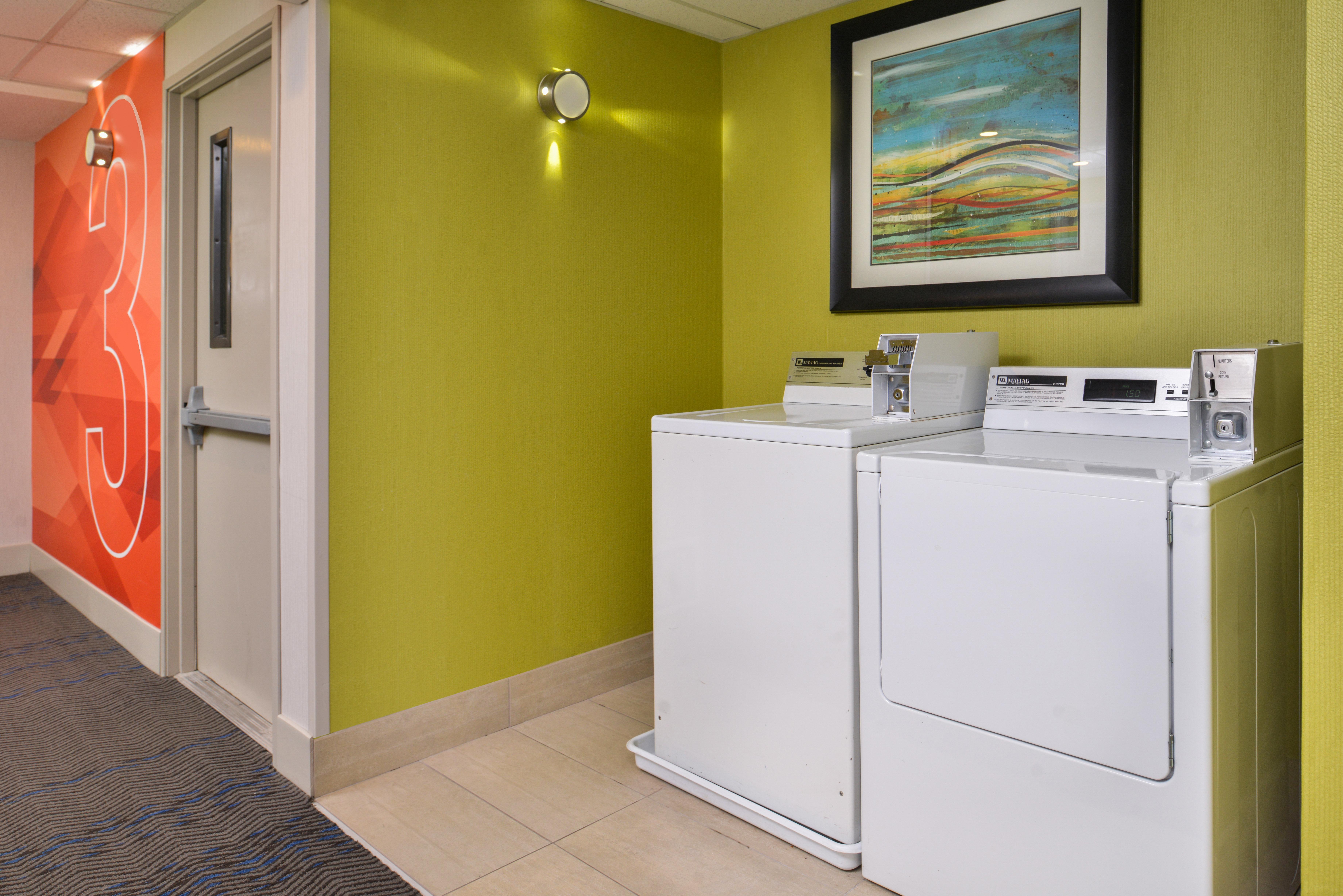 Holiday Inn Express Westley By Ihg Екстер'єр фото