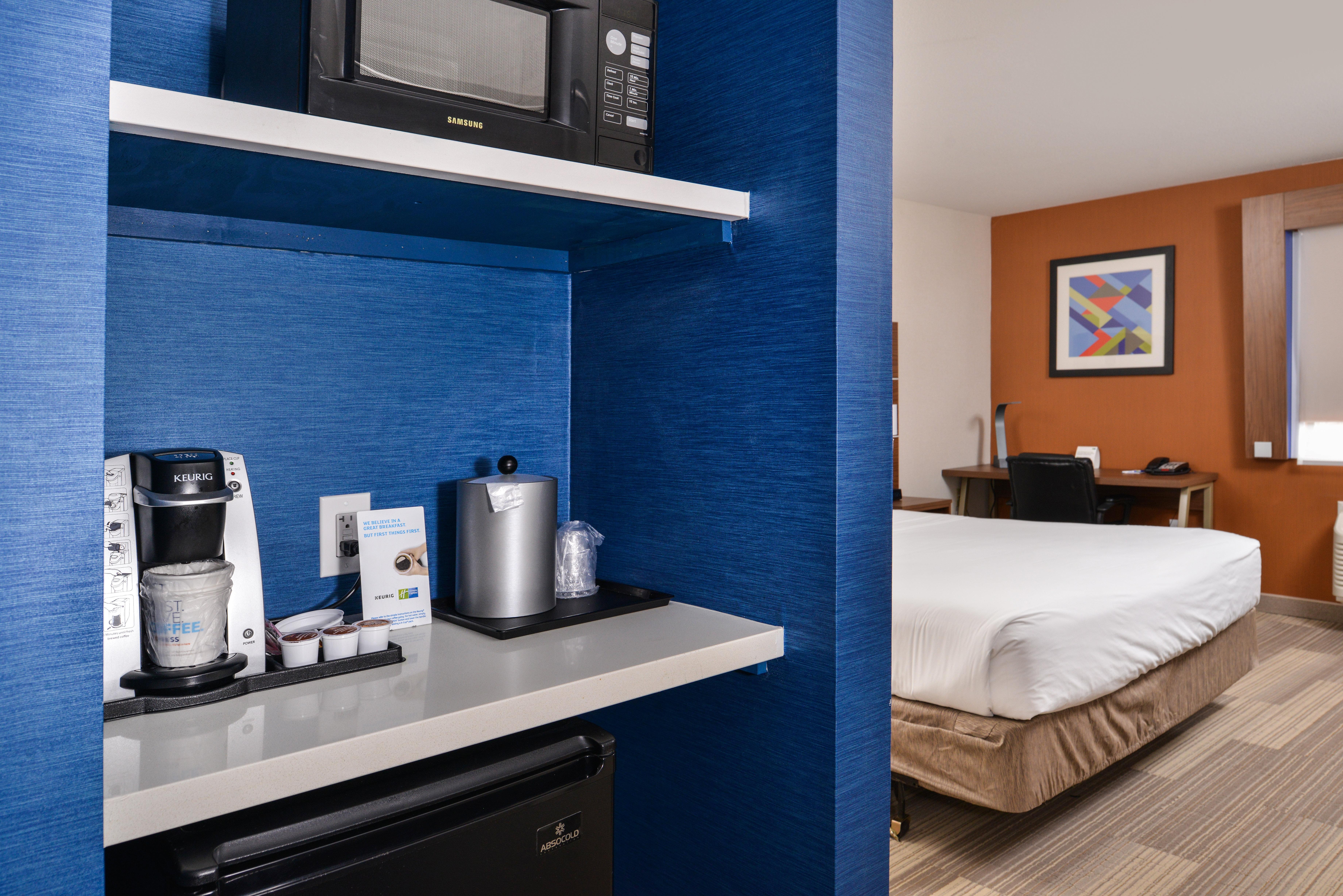 Holiday Inn Express Westley By Ihg Екстер'єр фото